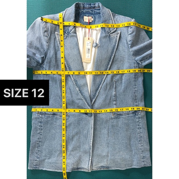 Alice + Olivia Justine Denim Rolled Cuff Blazer Jacket - Picture 14 of 16